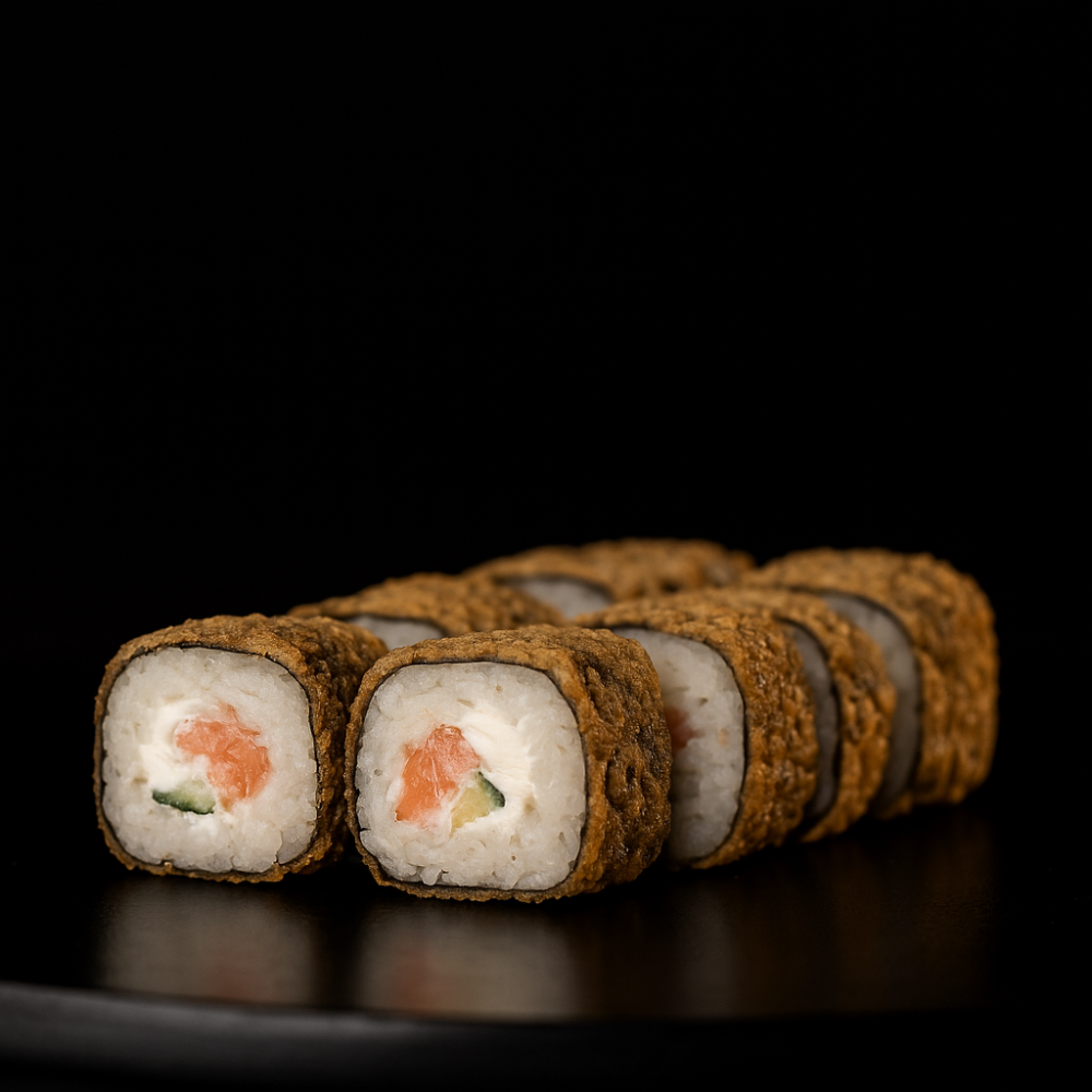 Ролл «Темпура Копчёный Лосось» — хрустящий и сочный вкус