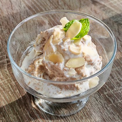 Десерт-мороженое "Халвичное облако"