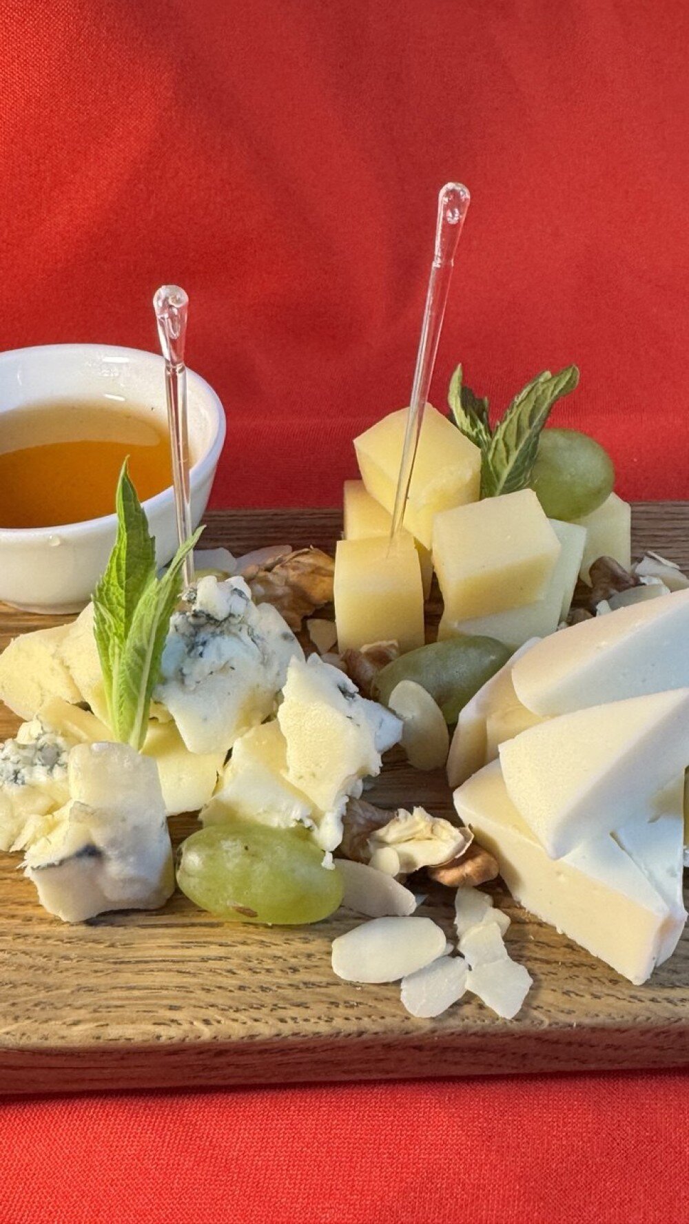 Piatto di formaggi / доска сыров
