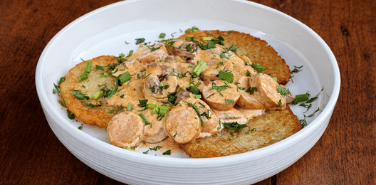 Драники с колбасками и грибами