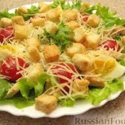 Салат «Цезарь» с куриной грудкой