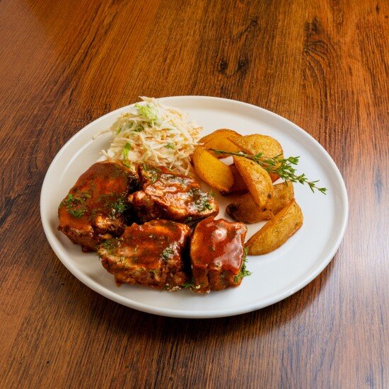 Томленые свиные ребра