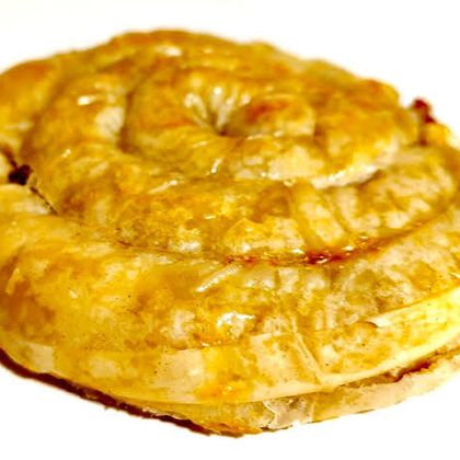 Бурек с ветчиной и сыром
