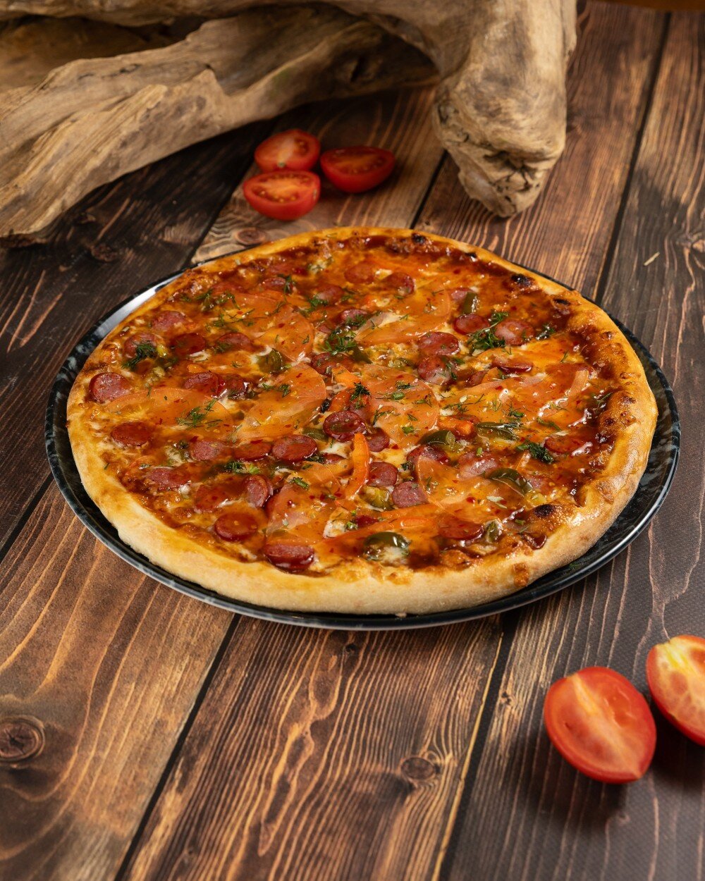 Острая с баварскими колбасками