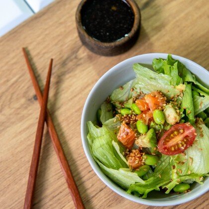 Салат с лососем