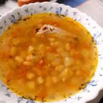 Суп фасолевый со сметаной