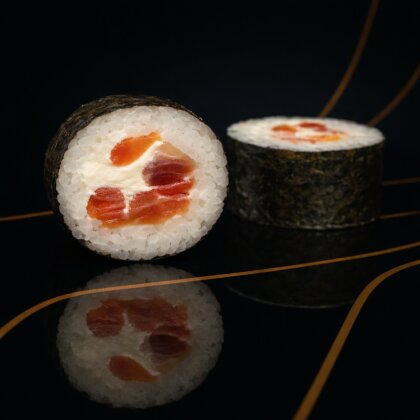 Футомак с тунцом и томатом