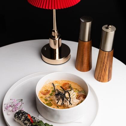 Том Ям с курицей и грибами