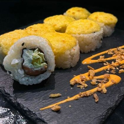 Запеченный ролл «Хот Бриз»