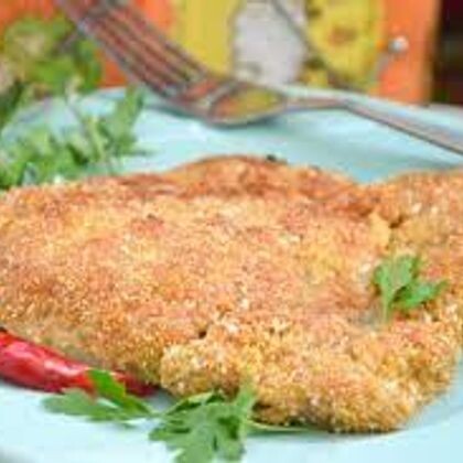 Отбивная куриная из филе в панировке